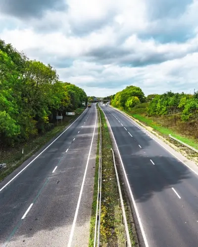 Blog Tall Empty high speed road